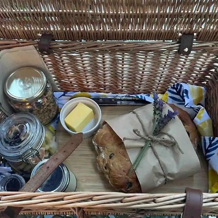 Wattle Creek Studio With Breakfast Basket Amberley Buitenkant foto
